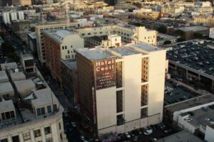 Cecil hotel , Elisa lam case